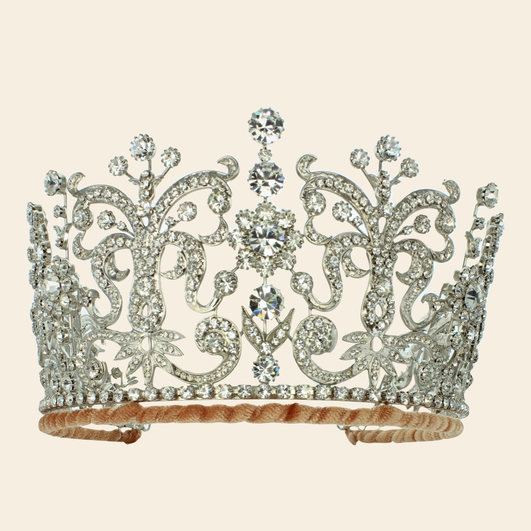 Berigelse rack tøjlerne Poltimore Tiara: The story of Princess Margaret's iconic jewellery piece |  Notorious-mag
